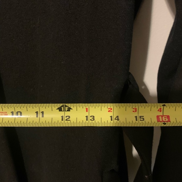 Wool coat with removable faux fur collar - Picture 9 of 10